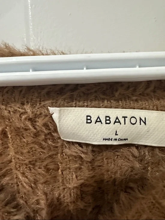 Aritzia Babaton Ulmann Sweater - Picture 5 of 7